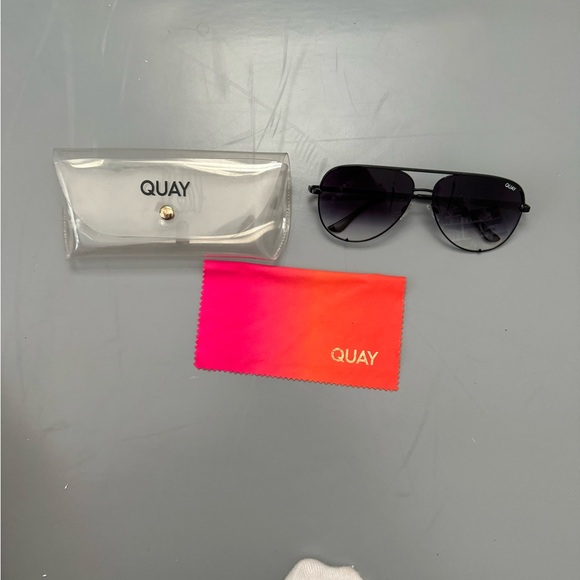 Quay Sunglasses - Picture 5 of 5